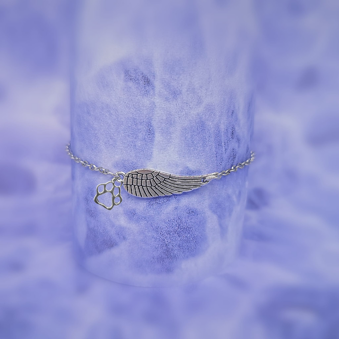 Ana - Spominska zapestnica z angeljim krilom in tačjim odtisom